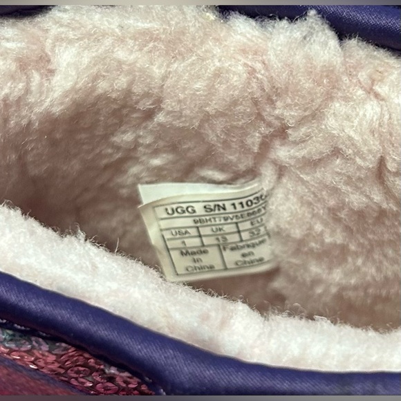 UGG Girls boots size 1